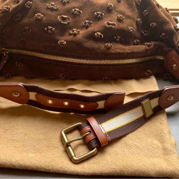 Louis Vuitton limited edition suede Onatah Fleurs GM hobo bag - Picture 4 of 11